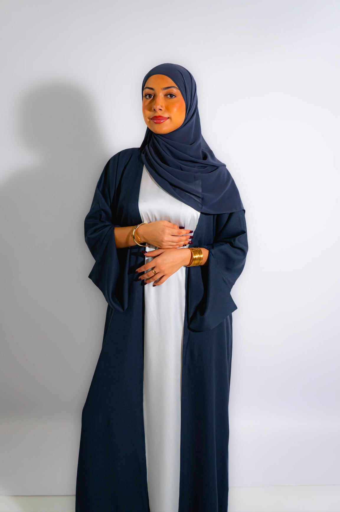 Abaya Femme Islamique Bleu Marine évasée - Neuve Sans étiquettes - Marque INAYAH Taille S