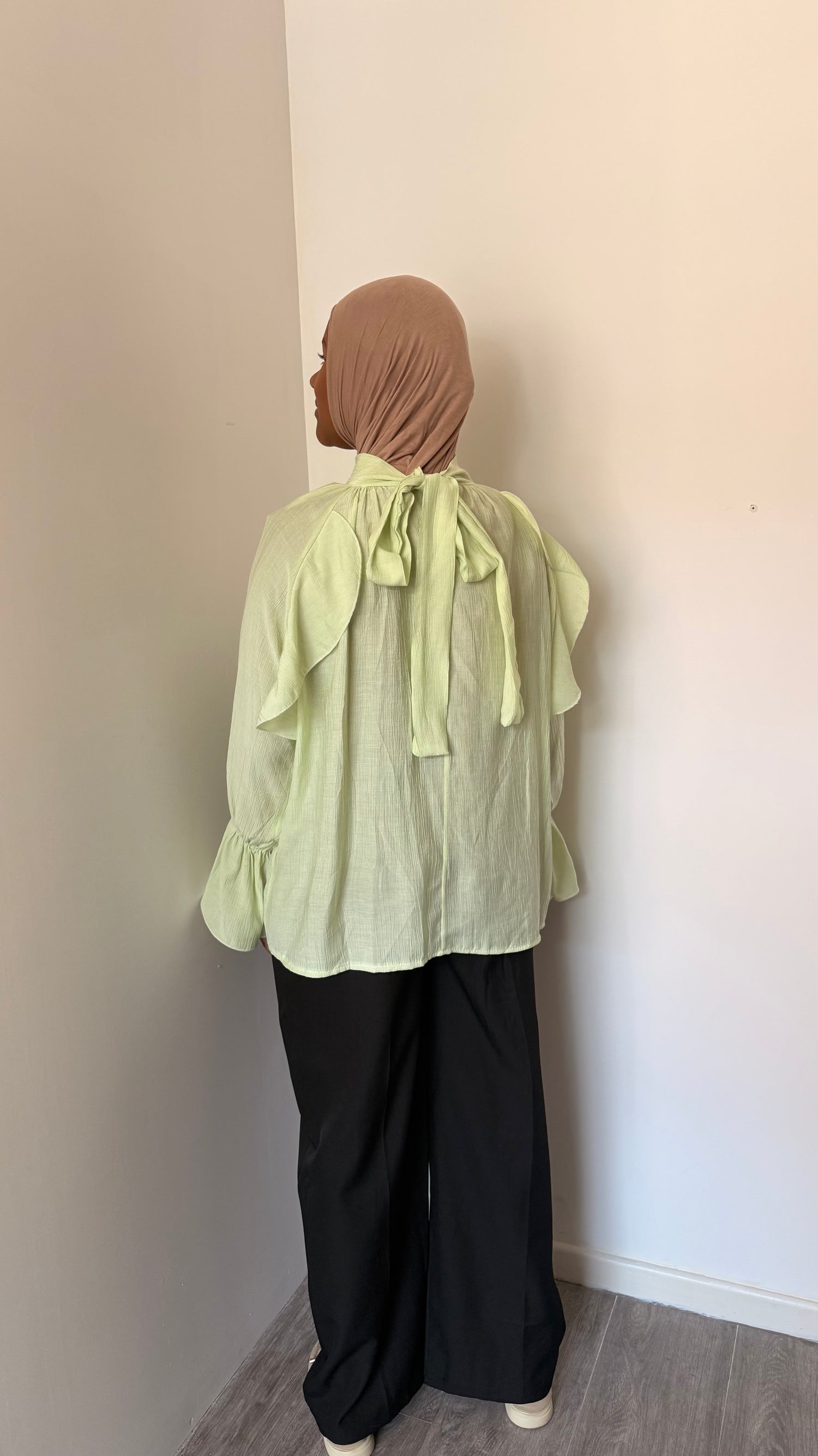 Haut à froufrou